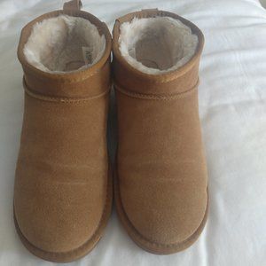 ultra mini boots tan chestnut suede 10